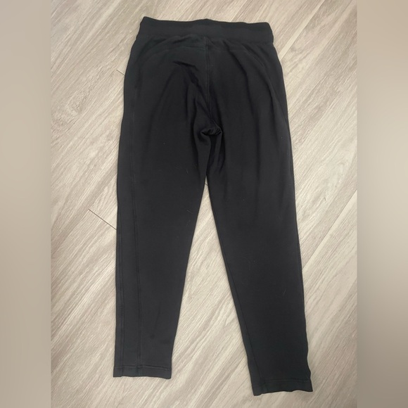 Athleta black lightweight stretchy high waisted post om jogger - Picture 5 of 5